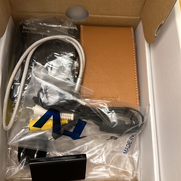 KODAK ⭐️  EASY SHARE one digital camera - Picture 7 of 9